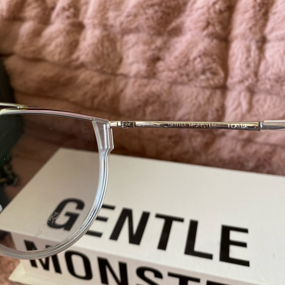 GENTLE MONSTER LOE C1 SUNGLASSES - Picture 4 of 6